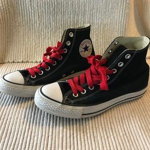 Converse Chuck Taylor All Star's Men 6.5 Women 8.5